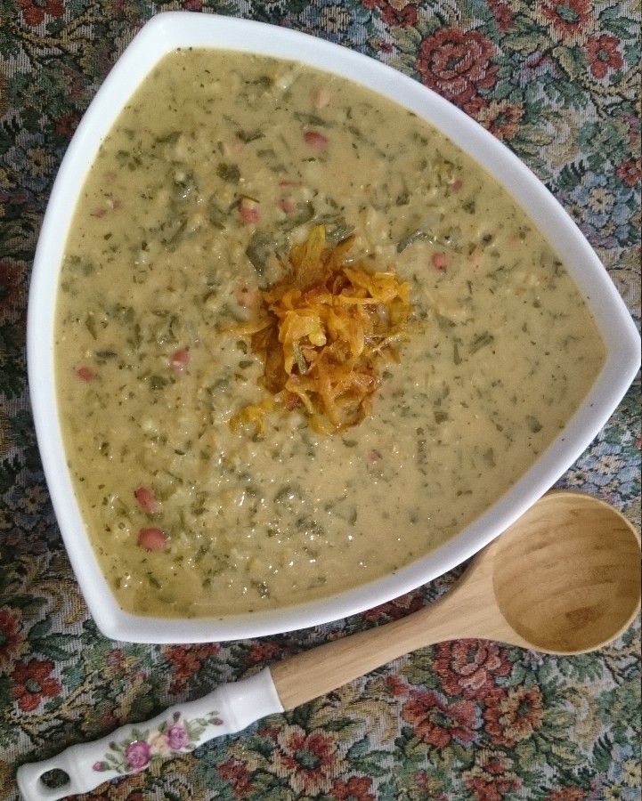طرز تهیه آش ترخینه/ چگونه در خانه ترخینه درست کنیم؟